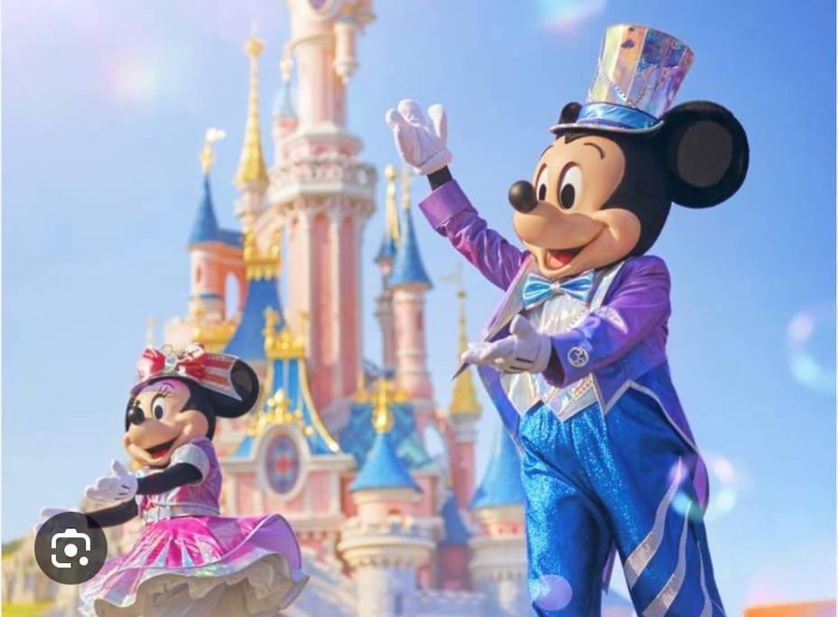 De Disney A Paris - Pre Verson 1 Шессі Екстер'єр фото